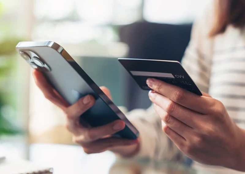 Buy Now Pay Later or Credit Cards, Which is Better?