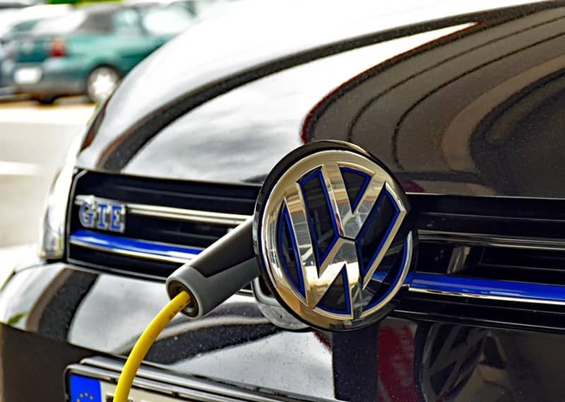 Volkswagen’s Next-Generation EV Battery Could Deliver 620 Miles in Any Weather
